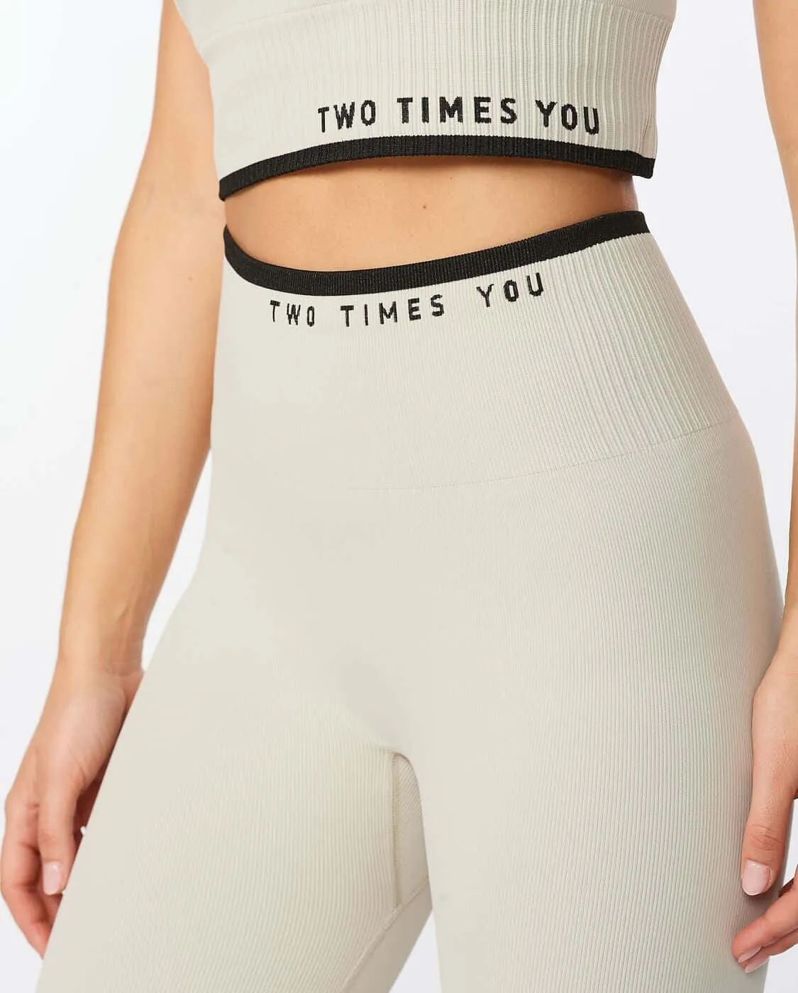 2XU Women Engineered Tights