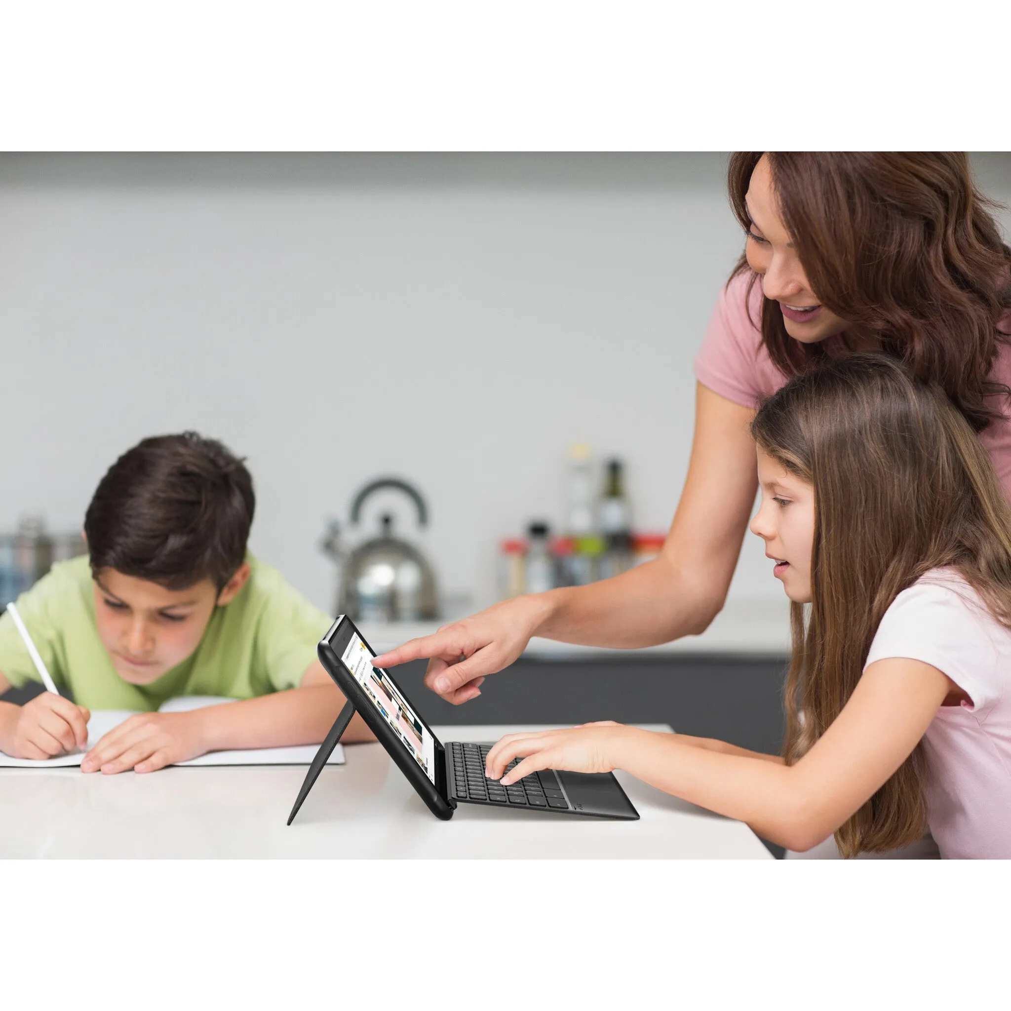 ASUS Chromebook CZ1000DVA-L30031 MediaTek MT8183 25.6 cm (10.1") Touchscreen WUXGA 4 GB LPDDR4x-SDRAM 64 GB eMMC Wi-Fi 5 (802.11ac) ChromeOS Black