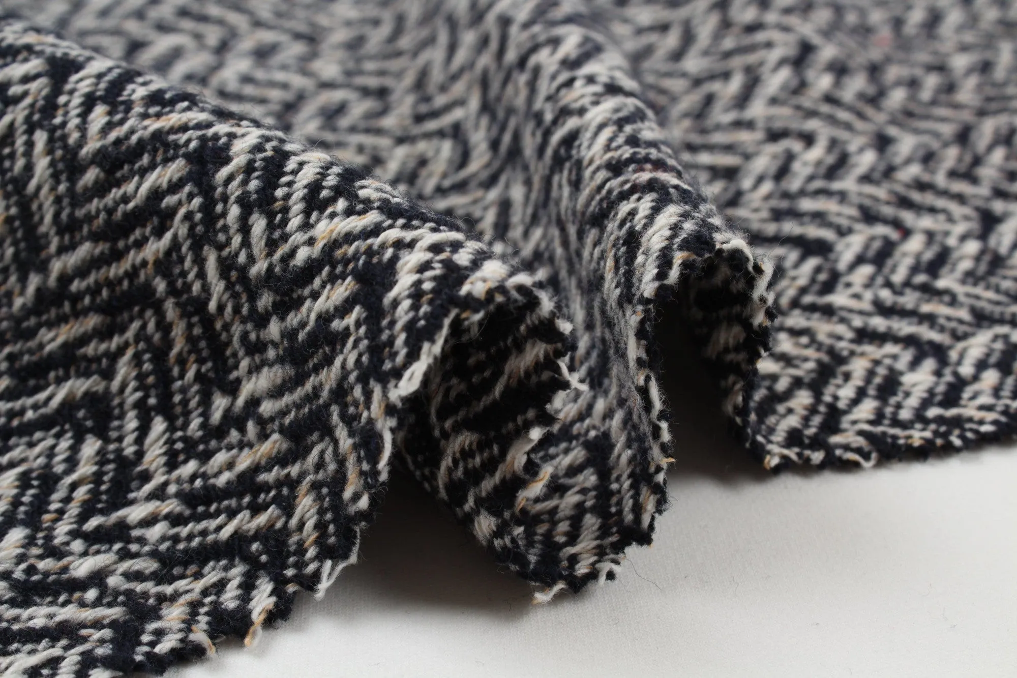 Bi-Color Recycled Wool Chevron for Outwear - 2 Colors Available