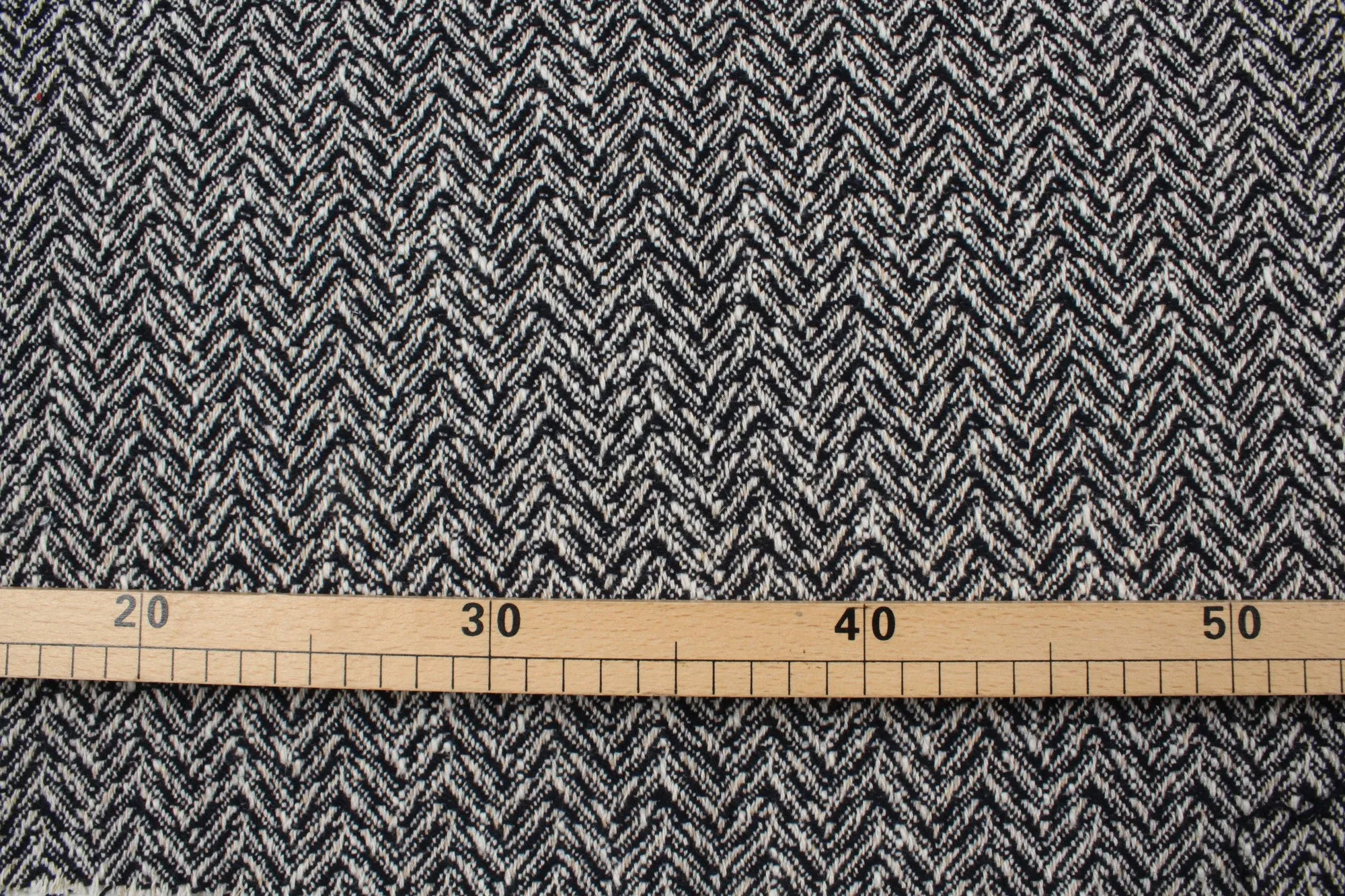 Bi-Color Recycled Wool Chevron for Outwear - 2 Colors Available