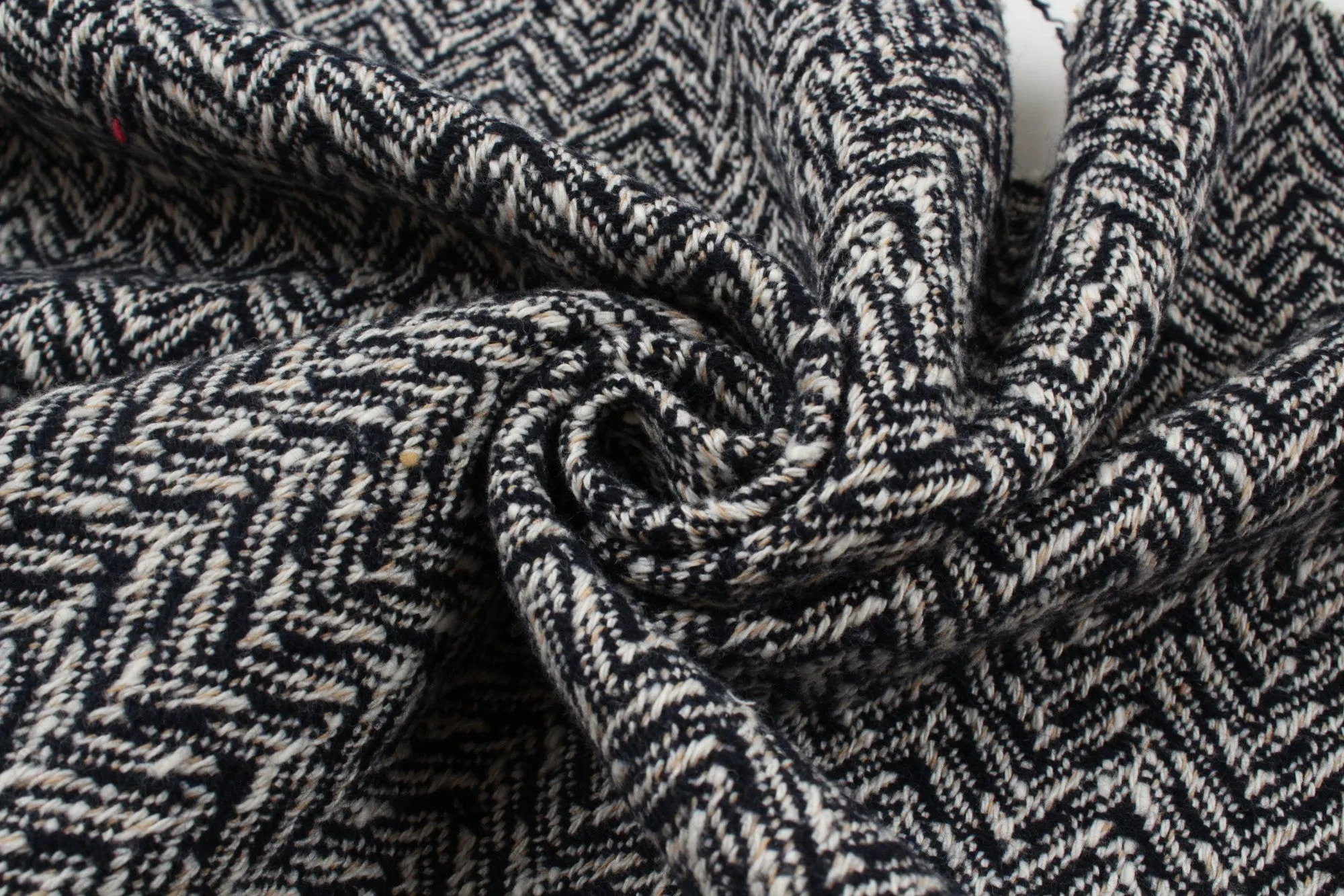 Bi-Color Recycled Wool Chevron for Outwear - 2 Colors Available