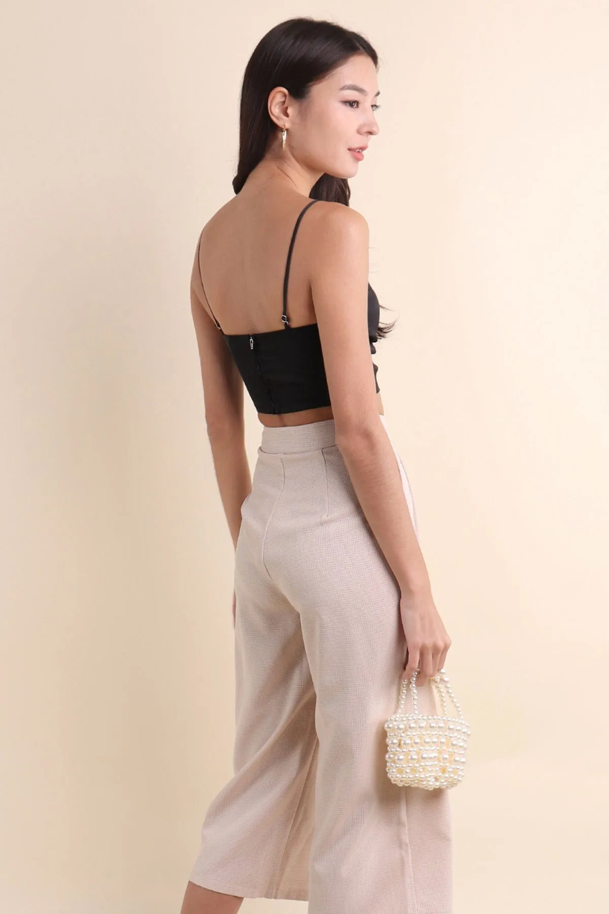 KENZIE RUCHED SATIN SPAG TOP IN BLACK