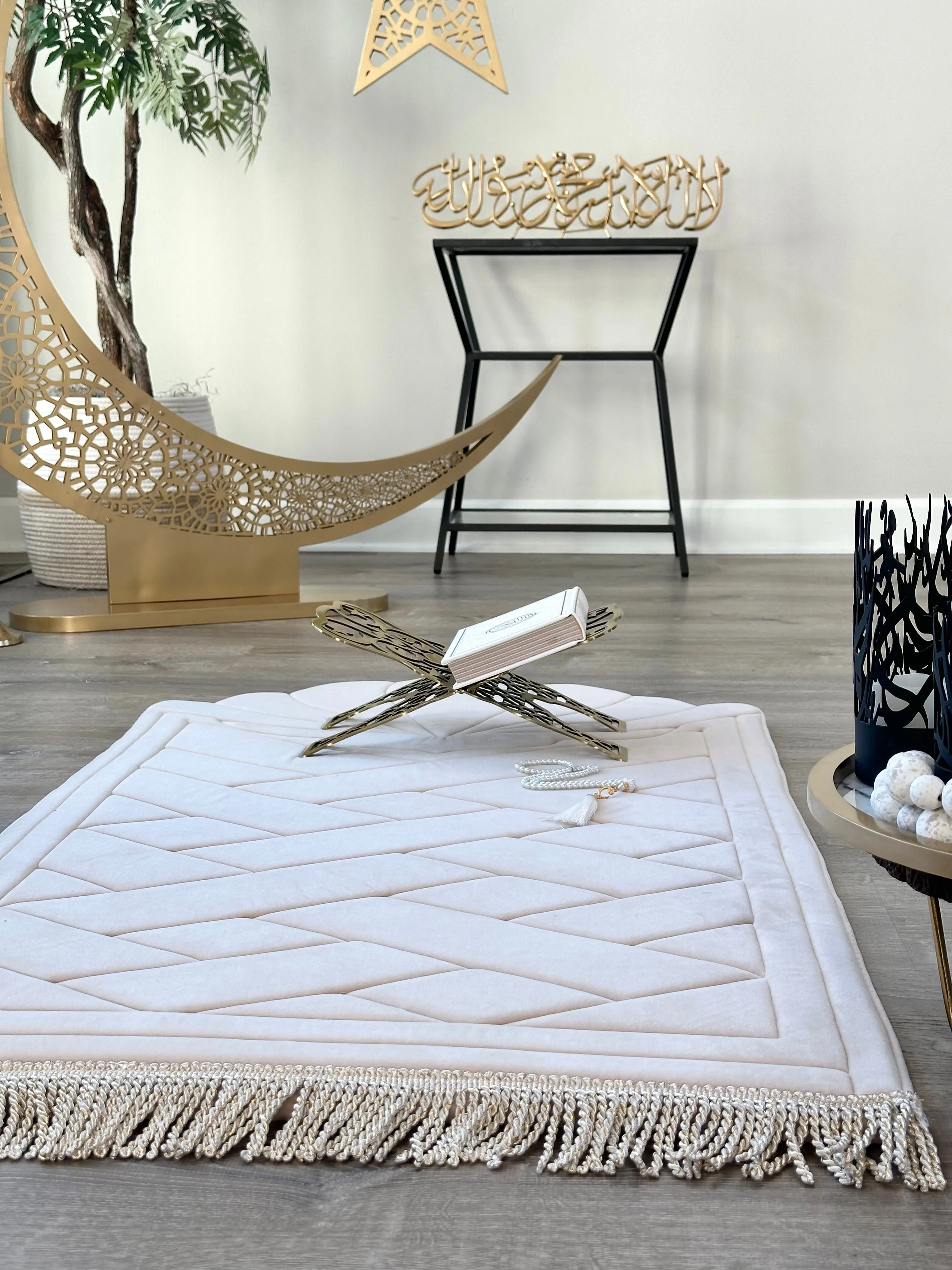 Large Sea shell Anti-Slip Luxury Prayer Mat with Tote Bag