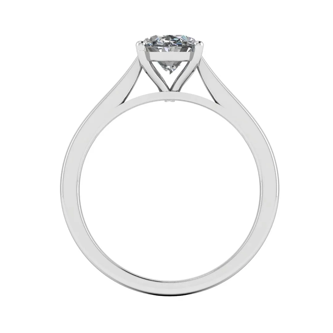"Poppy" Solitaire Oval Brilliant Cut Diamond Engagement Ring SSOC05