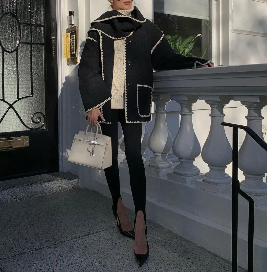 Stylish woolen coat with scarf and tassels